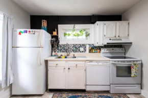 Charming Apartment in bustling Clifton & Crescent Hill